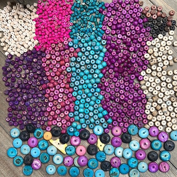 Colored Coconut Shell Coco Beads Mixed Lot DIy Jewelry Making Crafting Bundle - Picture 12 of 16